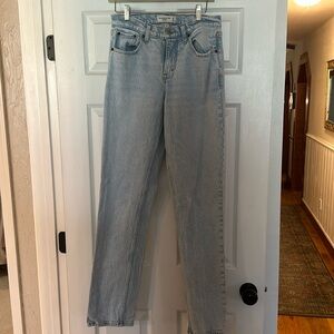 Abercrombie Straight Mid Rise Curve Love Jeans